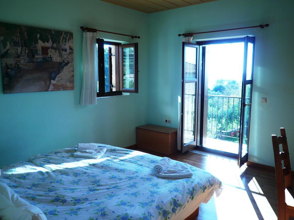 Maison Viros Kardhamili Bilik gambar